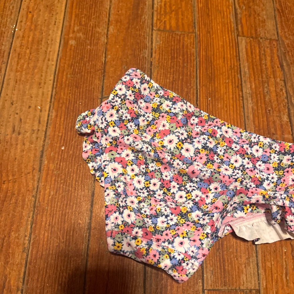 Baby Gap bikini bottom floral swim trunks toddler 18-24 months - Picture 4 of 4